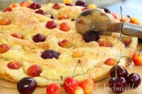 foccacia czereśnie pizza słodka ciasto drożdżowe