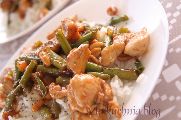 indyk fasolka szparagowa orzechy ziemne mango chutney arachidowe kolacja obiad szybki chia nasiona