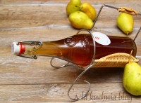 nalewka gruszkowa gruszk&oacute;wka z cynamonem  goździkami