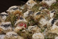 roladki chleb tostowy serek papryka przystawka czosnek finger handy food