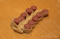 parowka gąsienice bułeczki dla dzieci drożdżowe